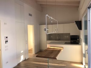 Arredamento mare . Cucina e armadiature
