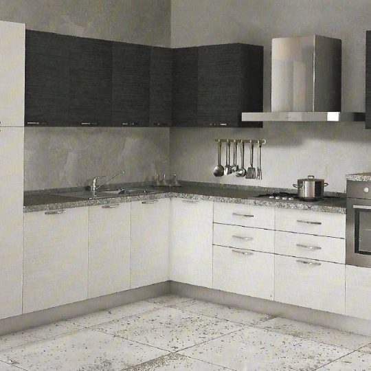 Cucina ad angolo in laminato