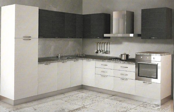 Cucina ad angolo in laminato